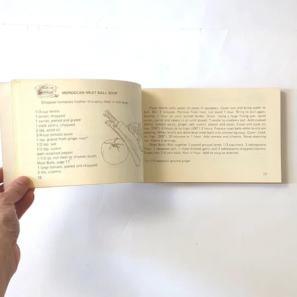 The Crockery Pot Cookbook - 1975 - Picture 10 of 13